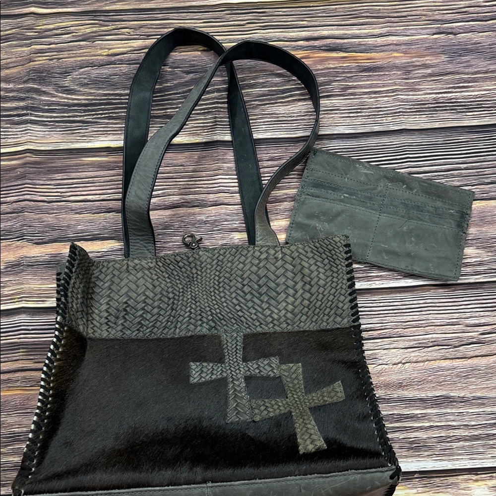 Leather & cowhide Grey Tote Bag with crosses & Matching wallet